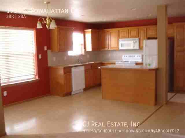 1954 S Powahatan Ct - Photo 4 of 6