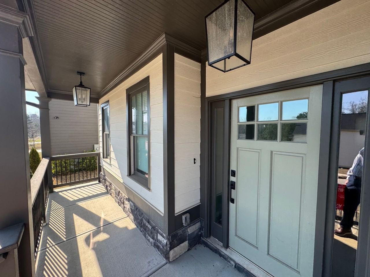 2442 Mills Bnd - Photo 2 of 50