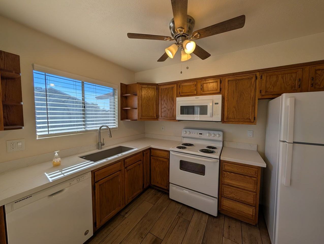 6431 W Monterey Pl - Photo 3 of 12