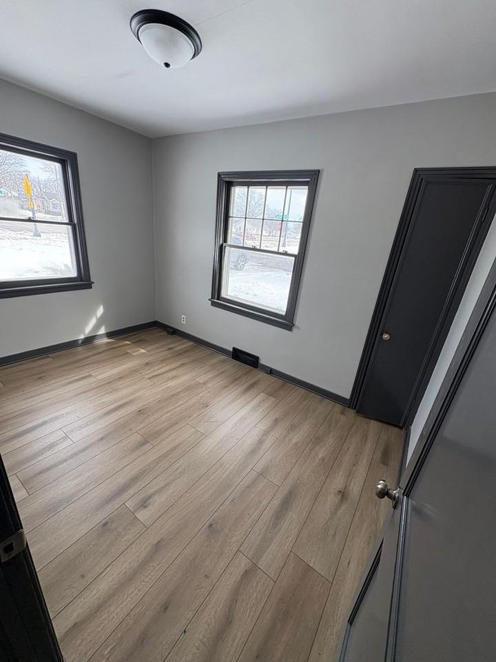 1308 Wallgate Ave - Photo 3 of 6