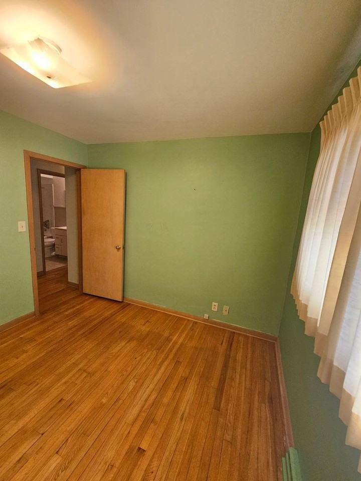 3948 N 96th St - Photo 6 of 19