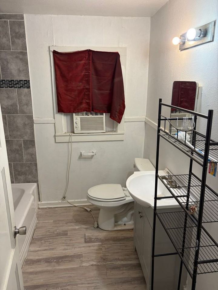 3219 Judson St - Photo 7 of 11