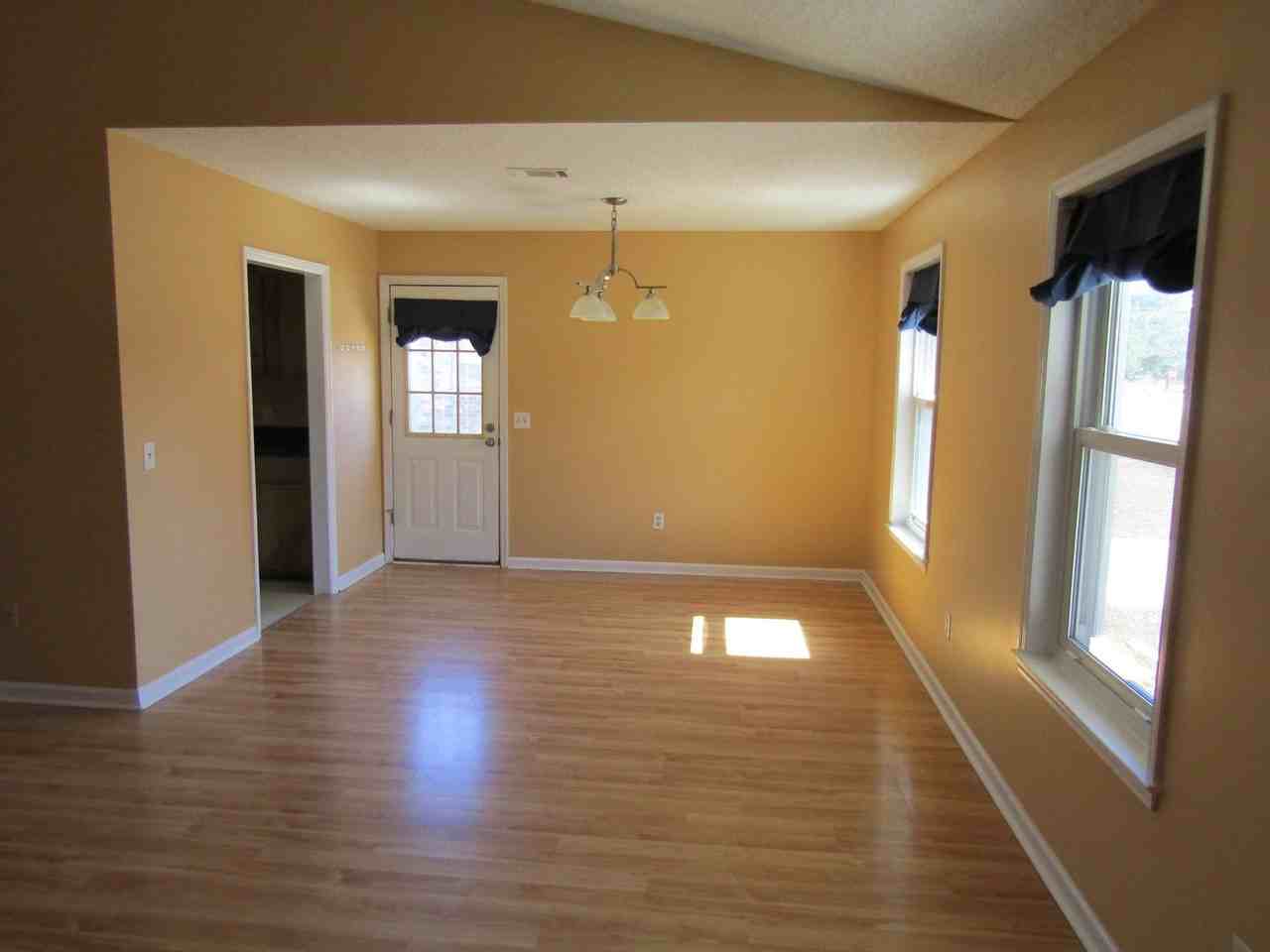 1201 Desert Storm Dr - Photo 5 of 20