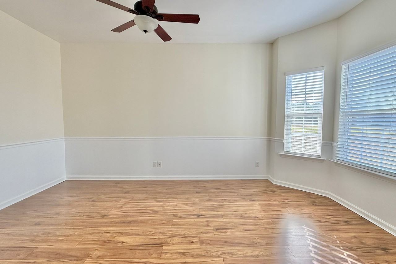 69 Camarillo Ct - Photo 3 of 49