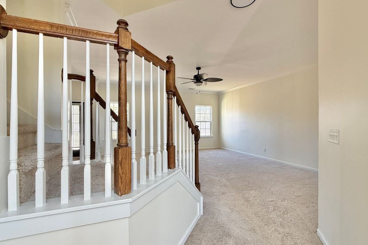 69 Camarillo Ct - Photo 7 of 49