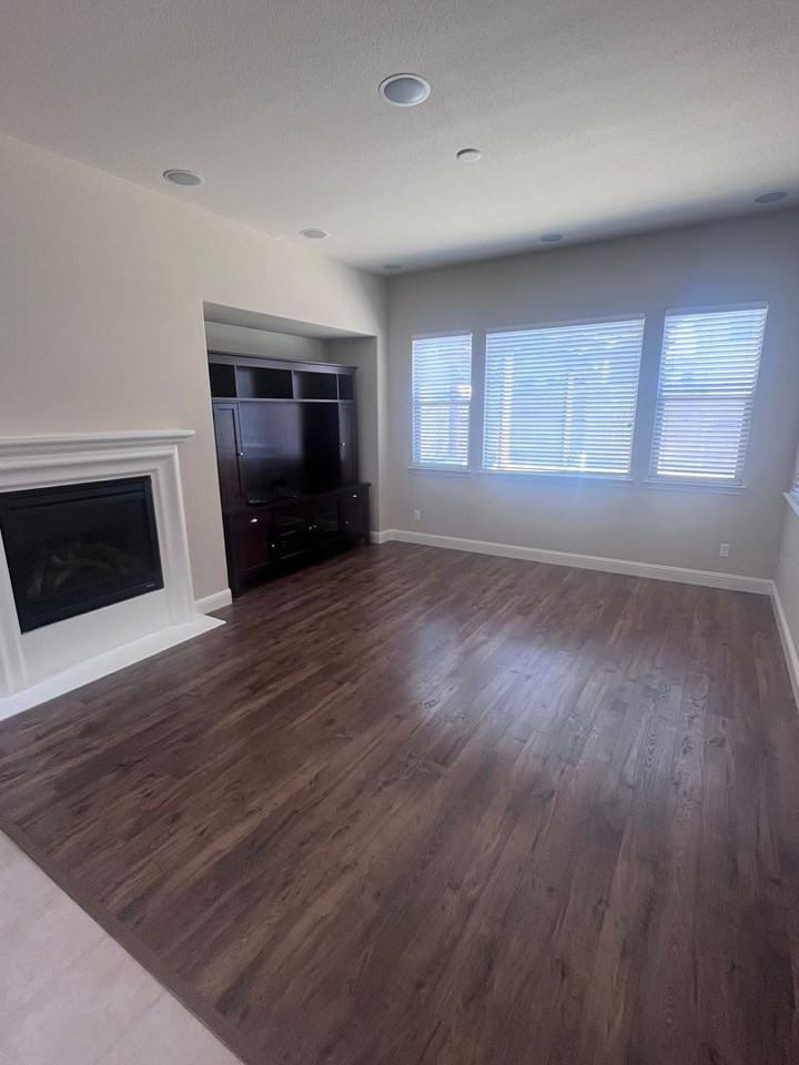 9219 Crowell Dr - Photo 4 of 23