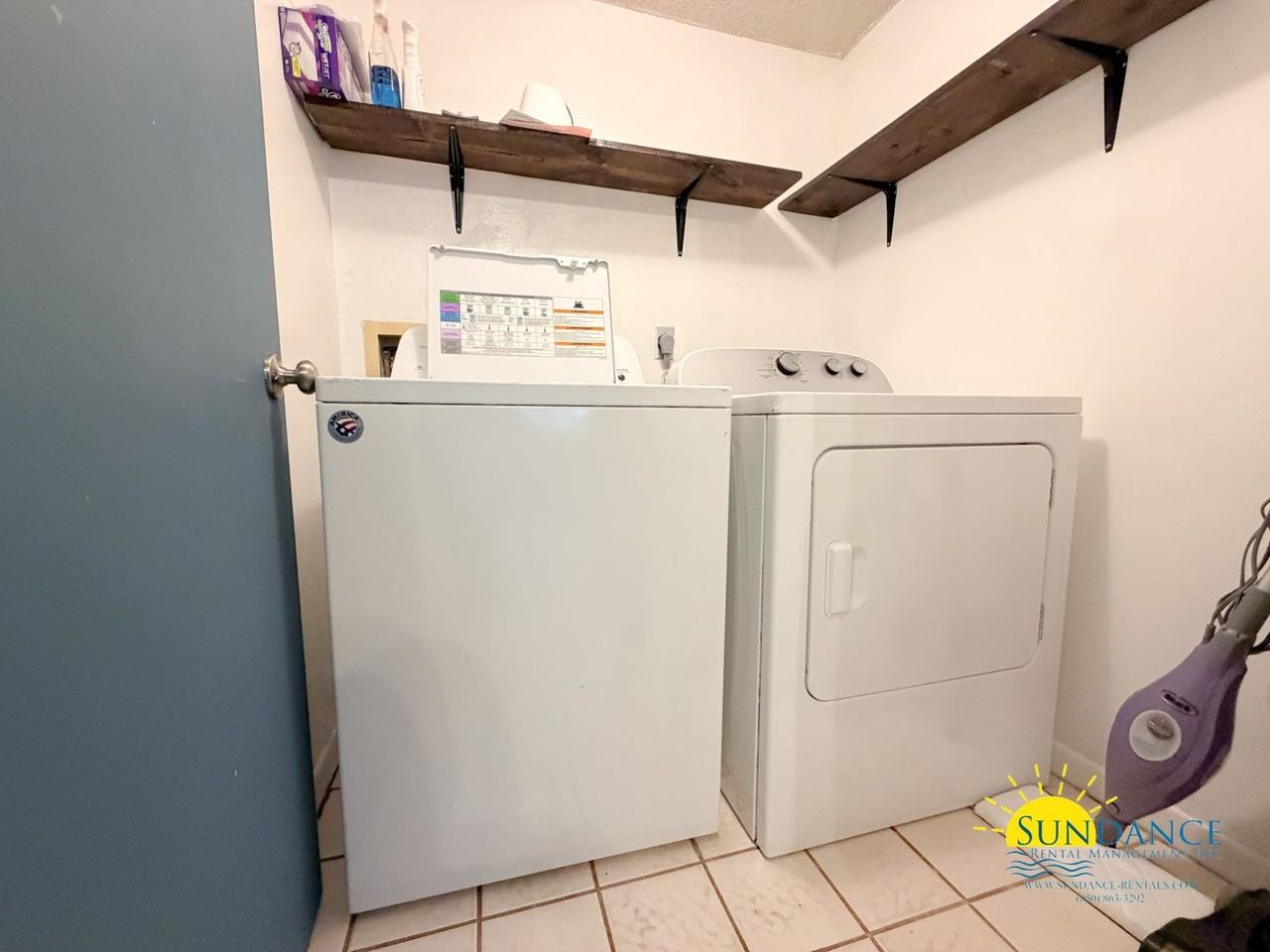 705 Terrance Ct - Photo 4 of 17