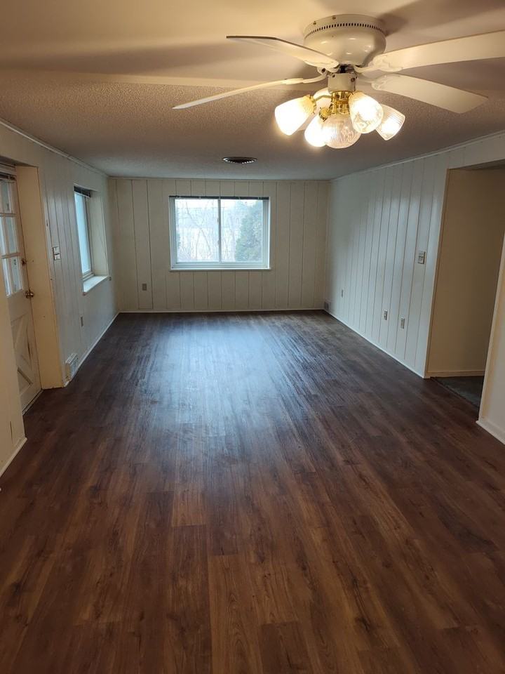 2767 Lake Elmo Ave N - Photo 7 of 17