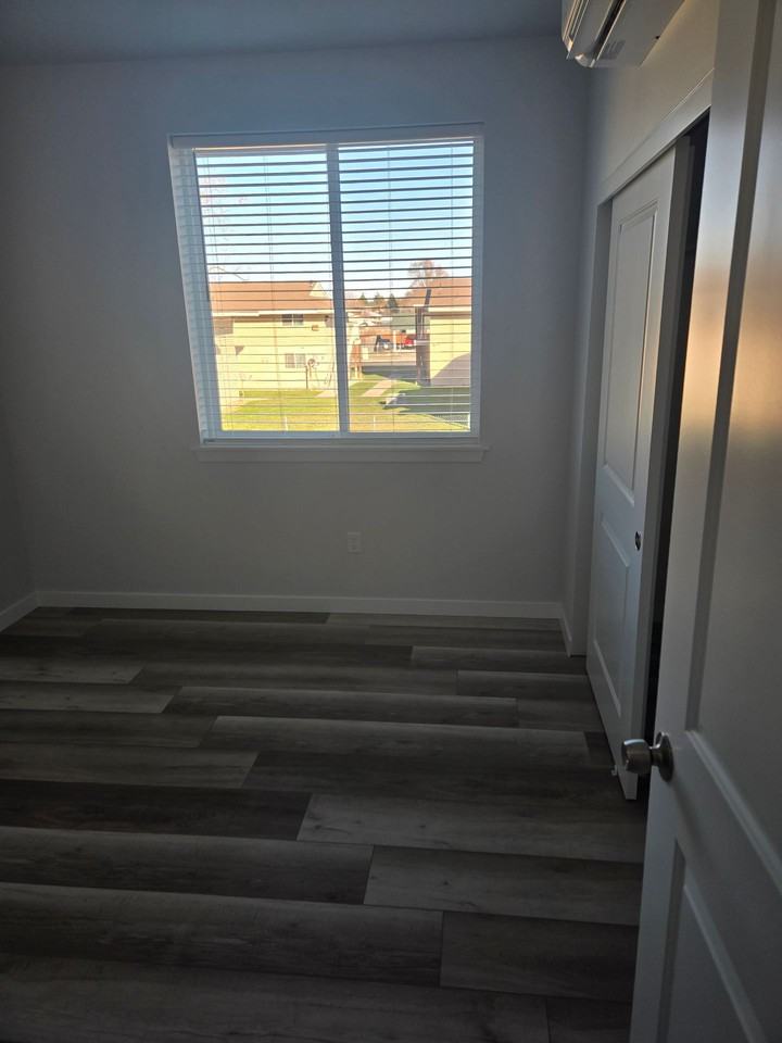 Galaxy Apartments in Umatilla!!!! - Photo 6 of 49