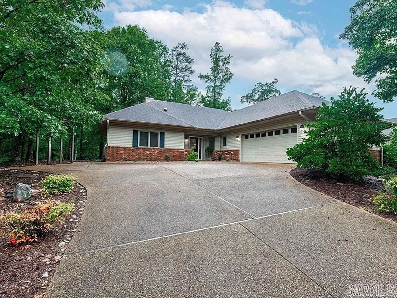 18 Hendaye Ln - Photo 4 of 21