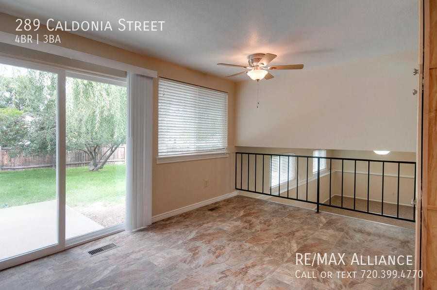 289 Caledonia St - Photo 5 of 26