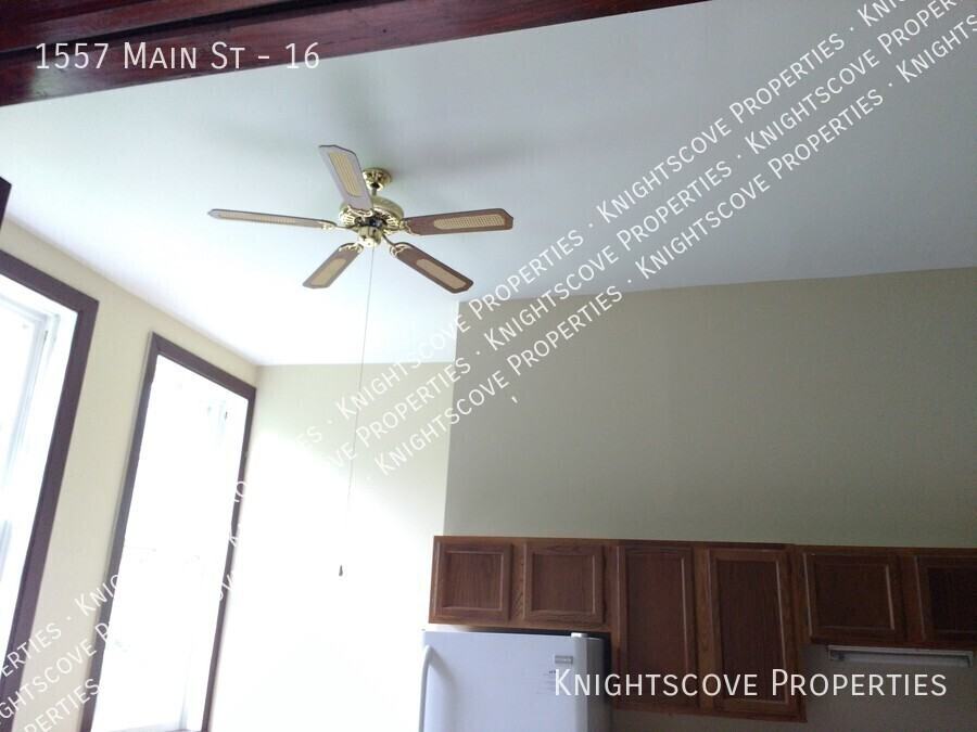 1557 Main St #16 - Photo 7 of 26