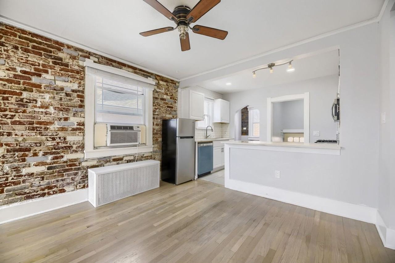 935 E Virginia Ave - Photo 5 of 11