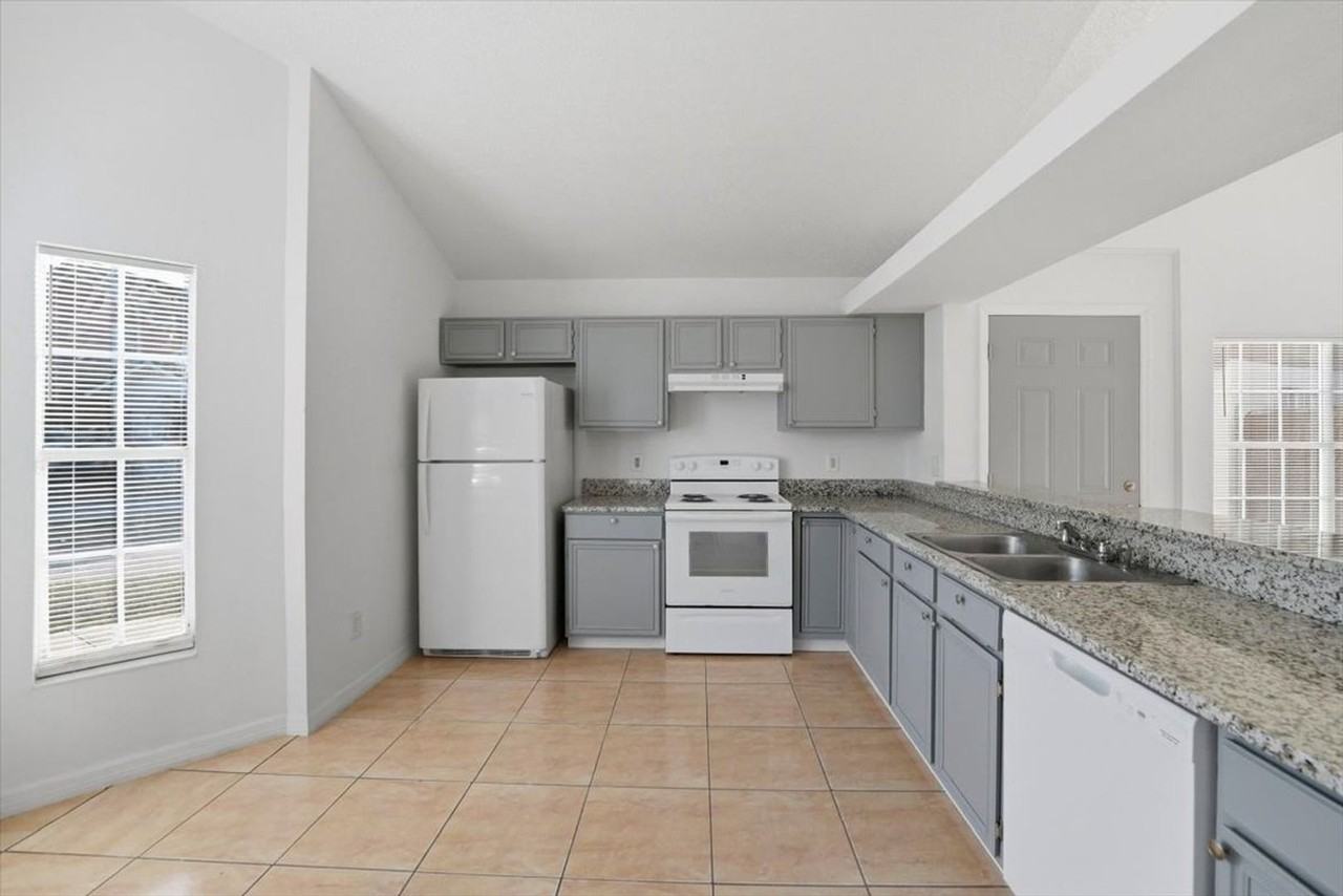 4019 Caban Ct - Photo 4 of 14