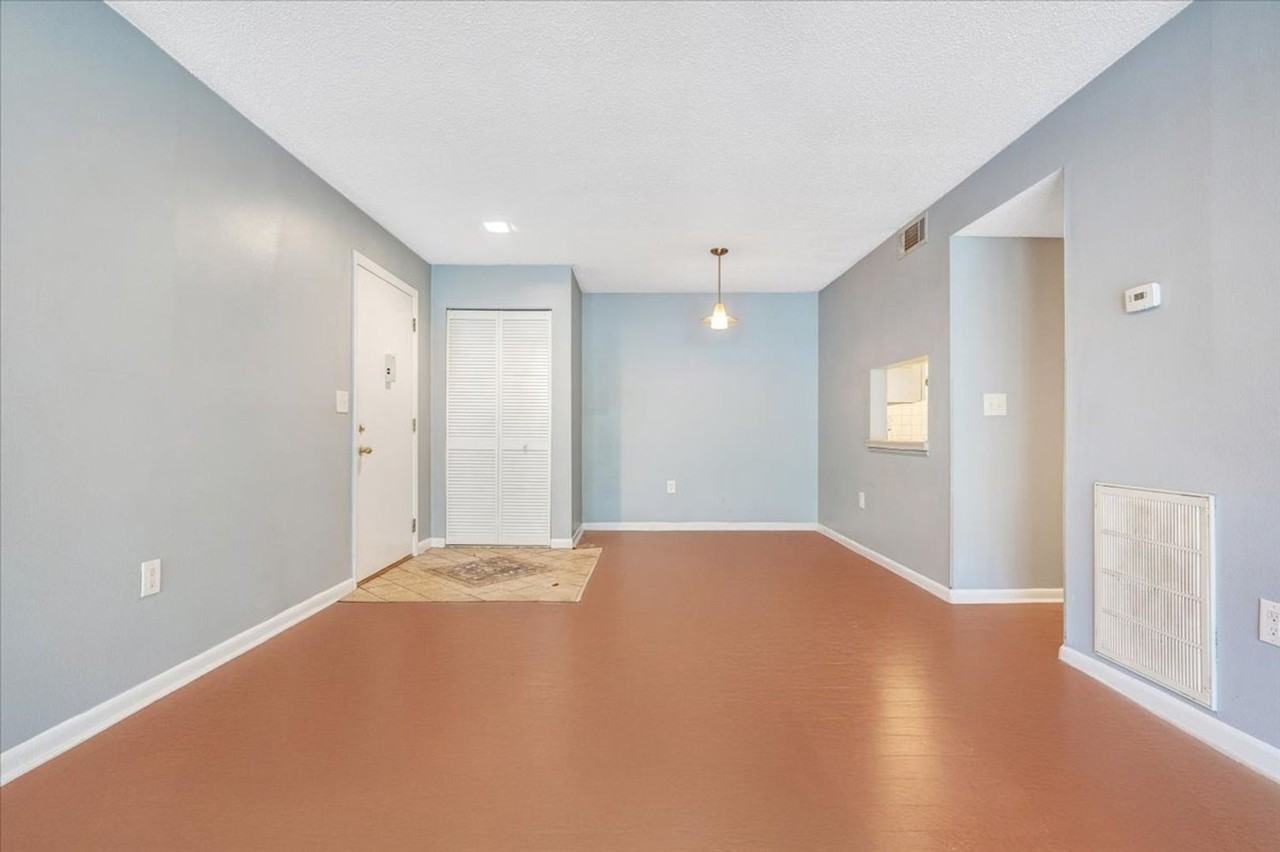 3254 S Semoran Blvd #22 - Photo 2 of 13