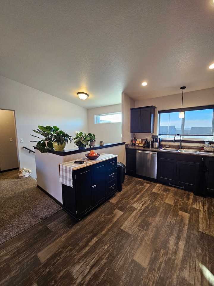 4448 Avenue A - Photo 7 of 31