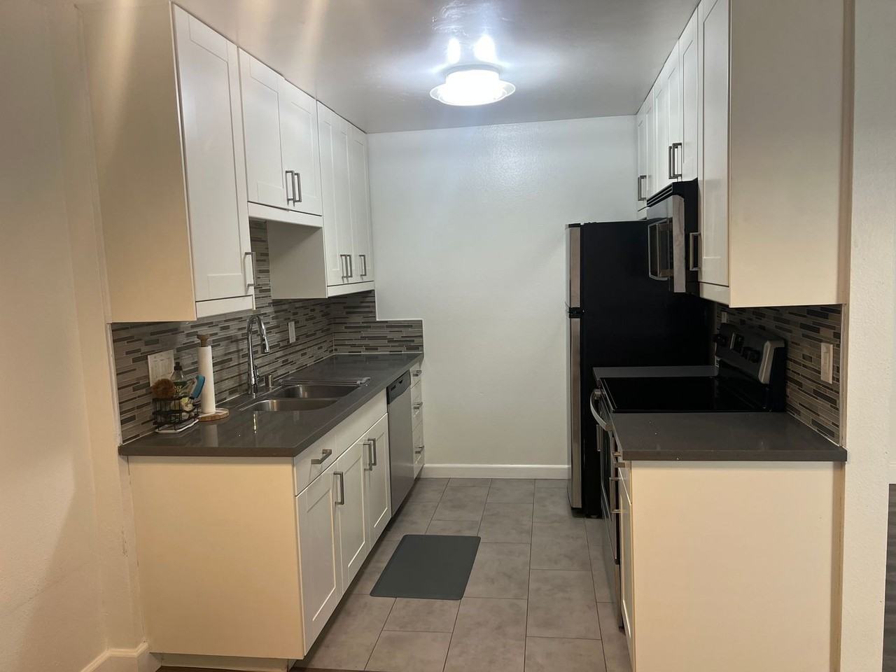3761 Boundary St #6 - Photo 2 of 7