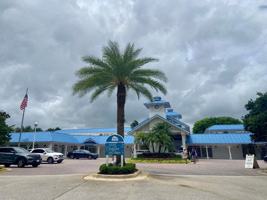 featured image of 320 Deer Creek Wildwood Ln N #E