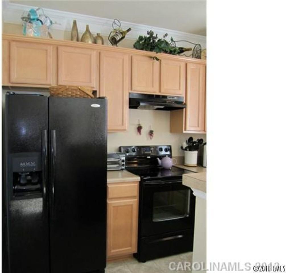 16934 Summers Walk Blvd - Photo 3 of 13