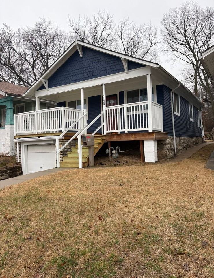 4139 Flora Ave - Photo 2 of 10