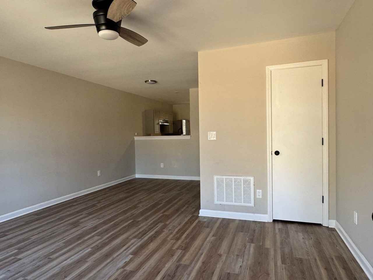 4218 Kaplan Dr - Photo 3 of 8