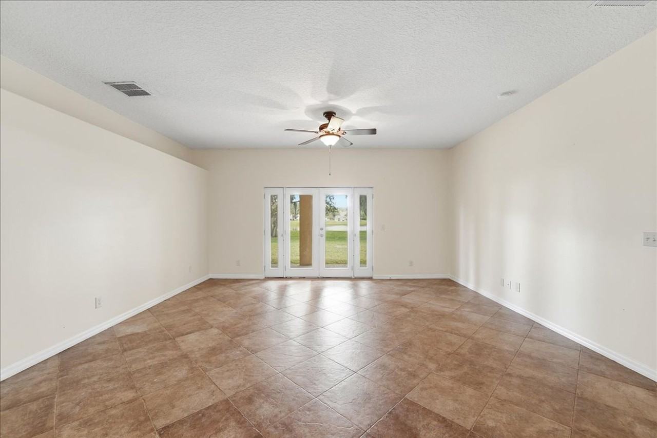 3193 Waterbridge Ln - Photo 7 of 17