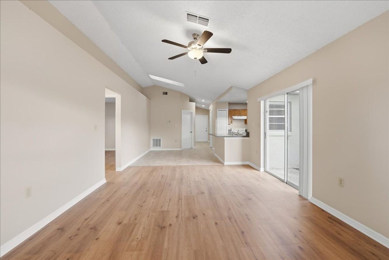 1033 Catfish Creek Ct - Photo 5 of 15