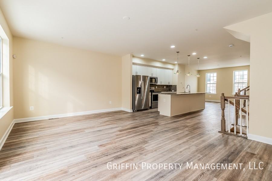 7210 Wood Trail Dr #1 - Photo 2 of 16