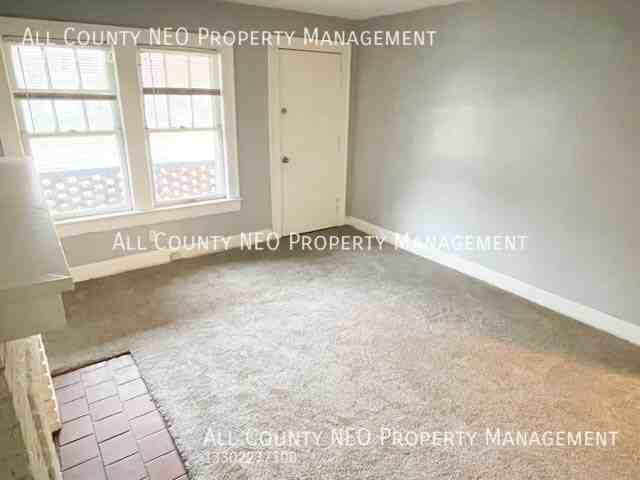 3417 Bosworth Rd #2 - Photo 3 of 16