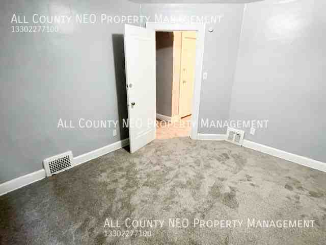 3417 Bosworth Rd #2 - Photo 5 of 16