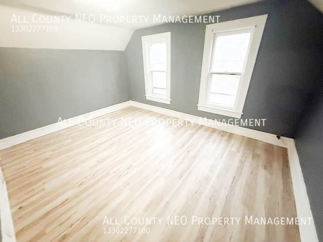 682 Sumner St - Photo 3 of 10