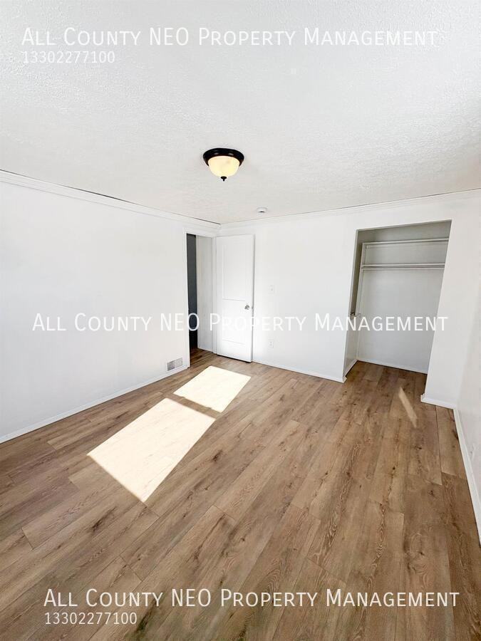 9584 Greenmeadow Rd #F - Photo 7 of 14