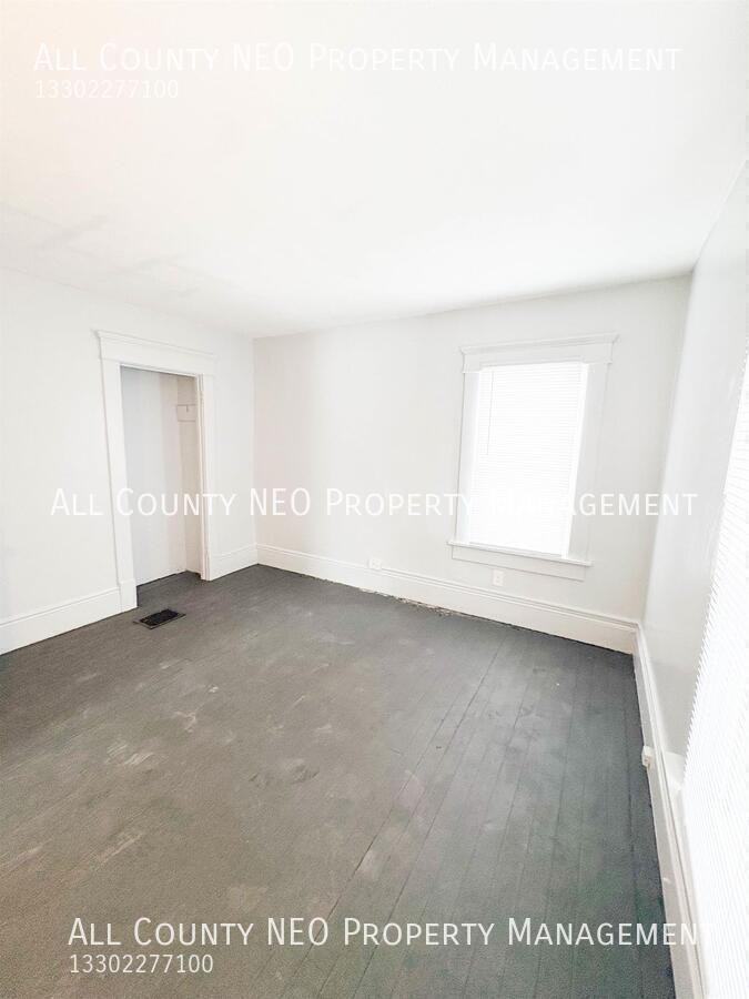 911 Fulton Rd Nw #2 - Photo 5 of 12