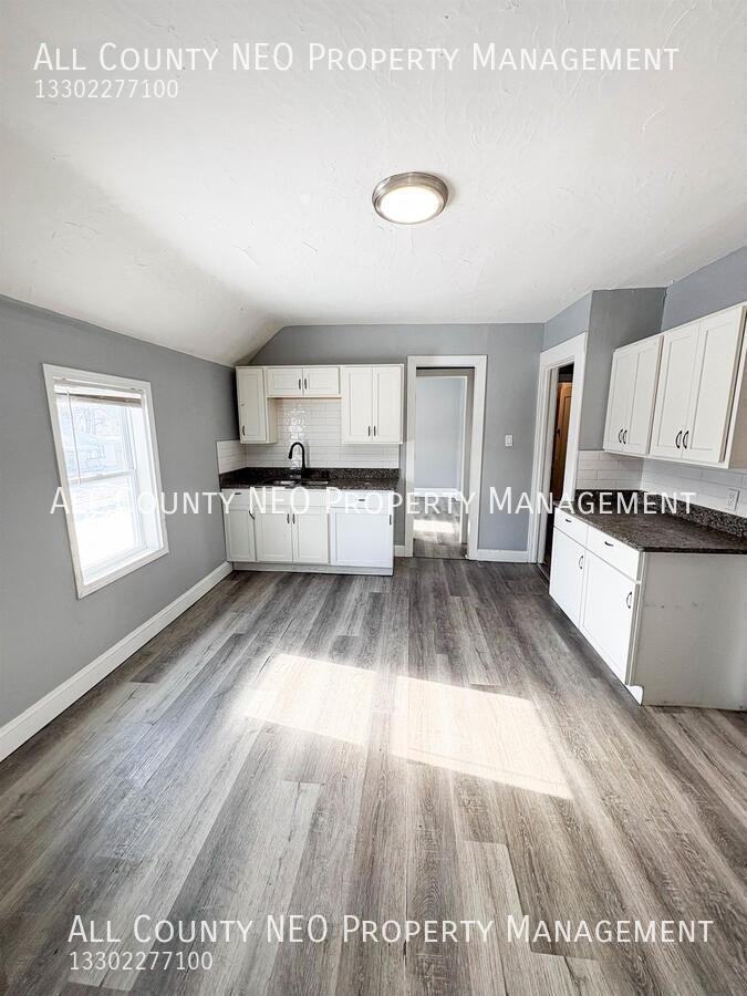 3320 W 56th St - Photo 3 of 13