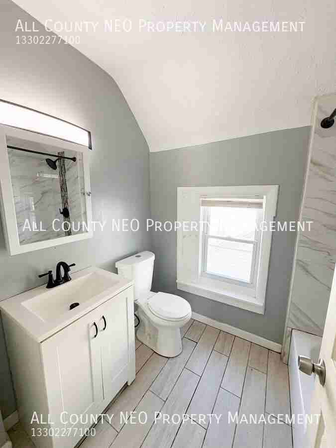 3320 W 56th St - Photo 6 of 13