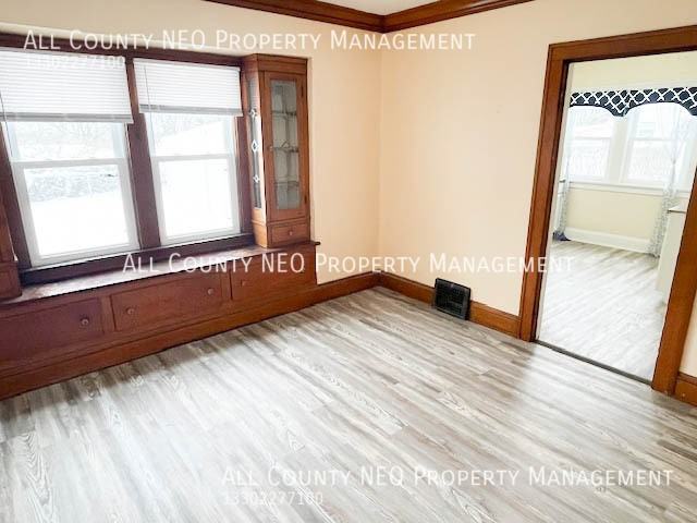 4928 E 84th St - Photo 6 of 19