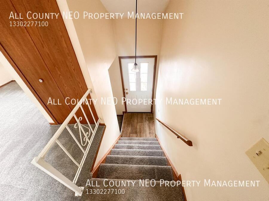 217 Plum St N - Photo 2 of 12