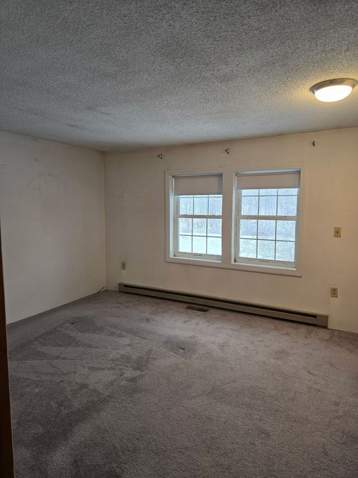 28 Johnson St - Photo 6 of 7