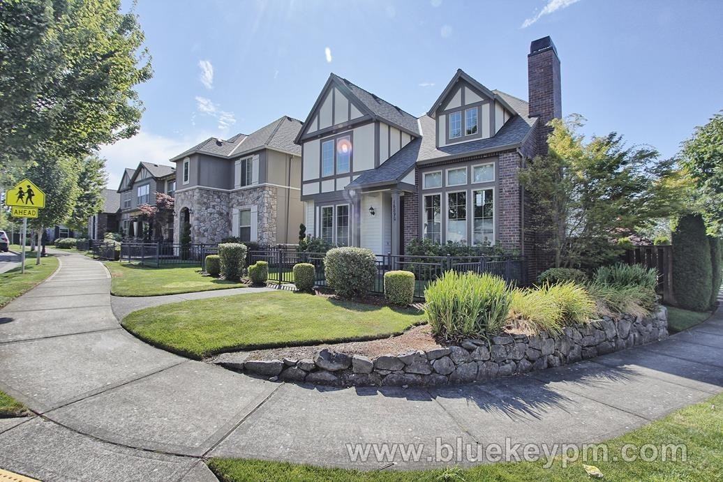 16890 Nw Milcliff St - Photo 2 of 20