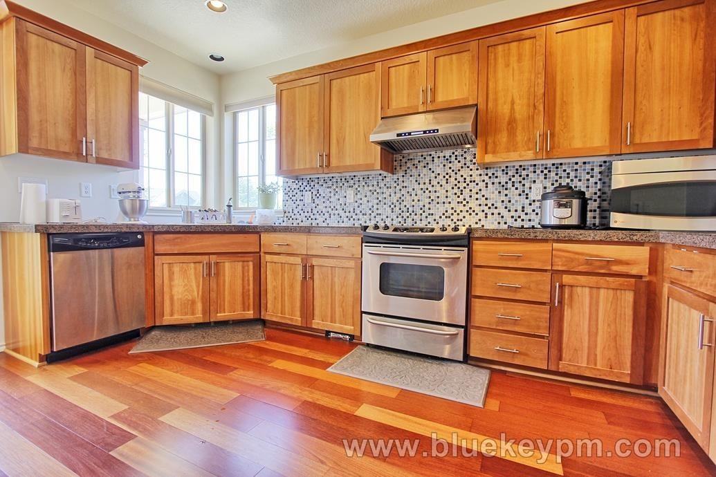 16890 Nw Milcliff St - Photo 7 of 20