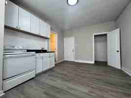 featured image of 3943 W 26th St