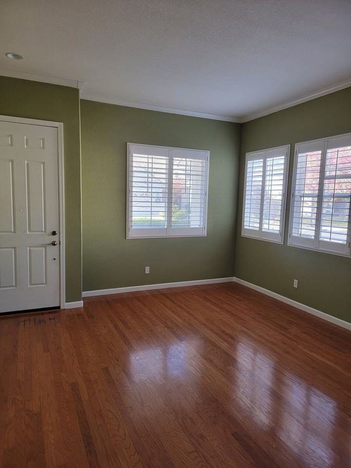 619 Alcantar Cir - Photo 3 of 27