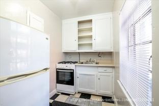 1563 N Washington St #205 - Photo 1 of 1