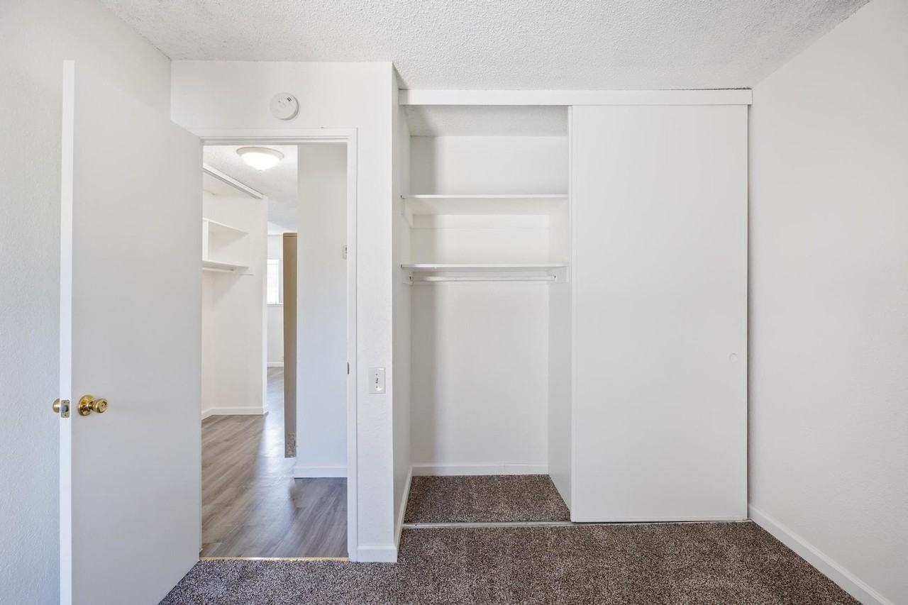 University House Investors - Photo 4 of 5