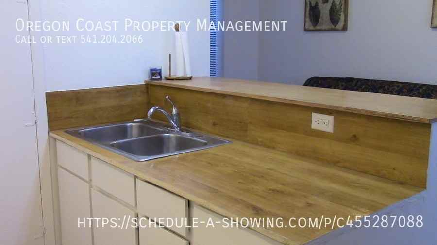 20 Graham Ave #1 - Photo 2 of 6