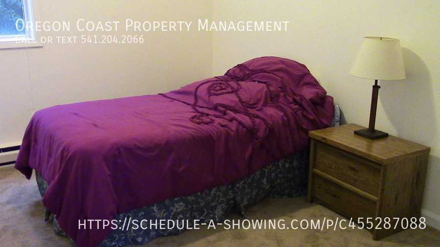 20 Graham Ave #1 - Photo 3 of 6