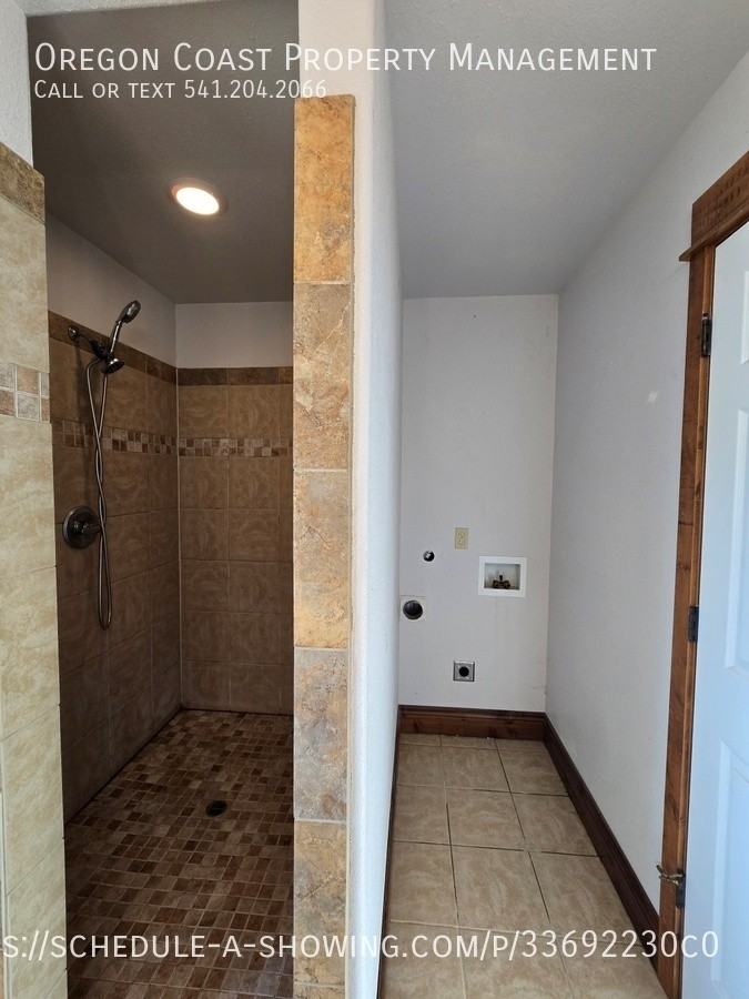 1025 Wilson River Loop - Photo 5 of 39