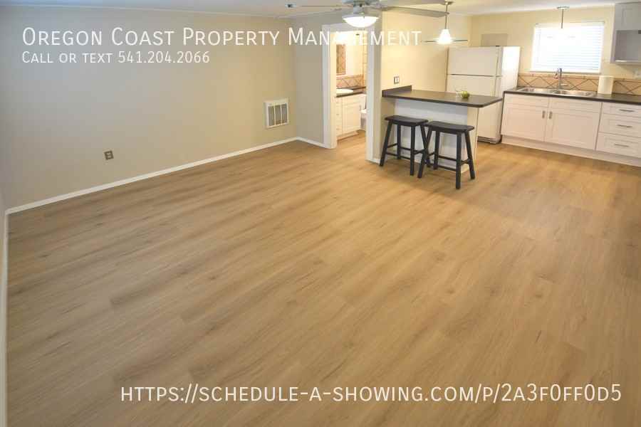 2065 2065 NW 34th St Apt 1 #1 - Photo 3 of 15