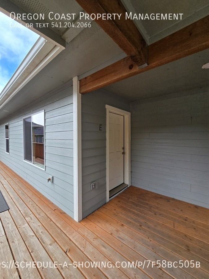 170 Sw Strawberry Ln #E - Photo 2 of 12