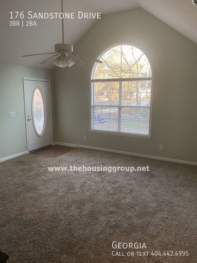 176 Sandstone Dr - Photo 3 of 23